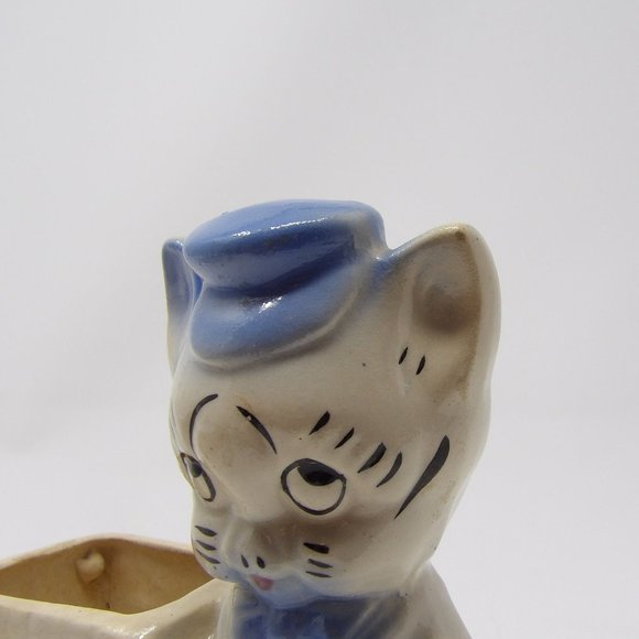 Vintage Planter Anthropomorphic Pig Blue Hat, Bow Tie Overalls 5 1/2" H x 5 1/2" - Picture 10 of 10